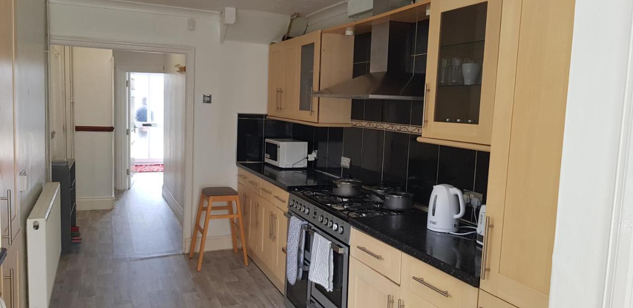 U-Din Homes ويموث المظهر الخارجي الصورة